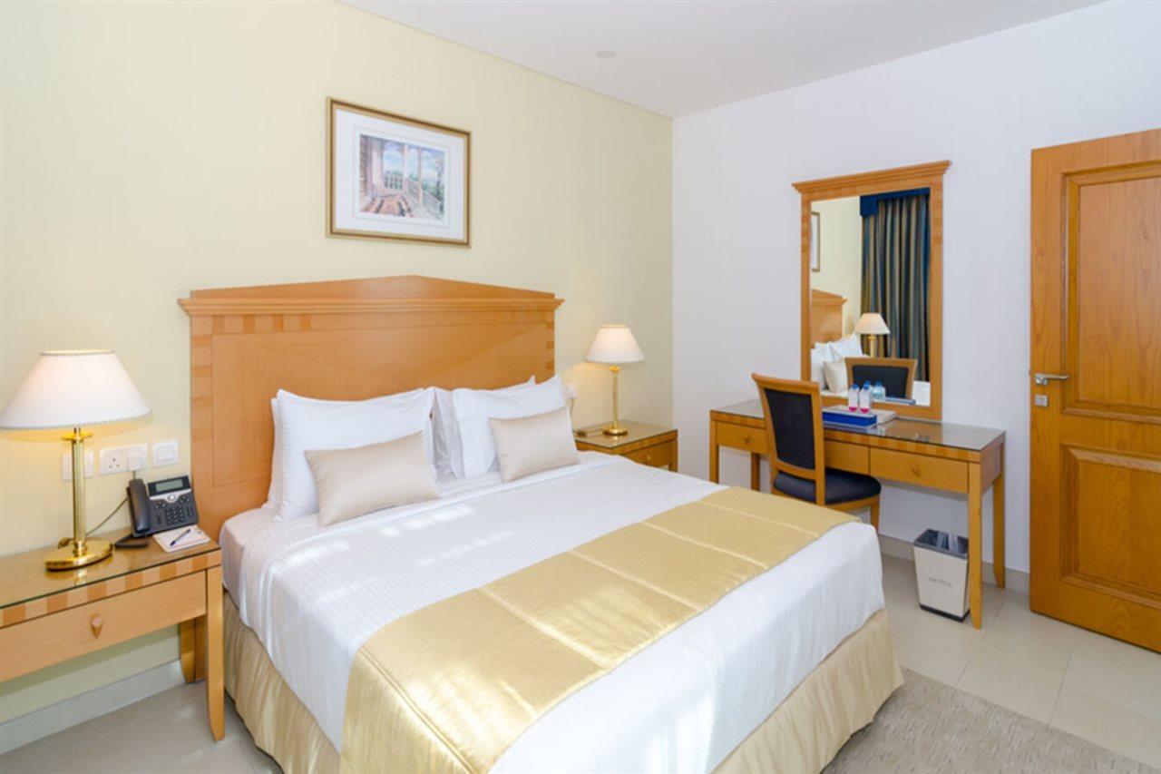 Roda Beach Resort Dubai Exterior photo